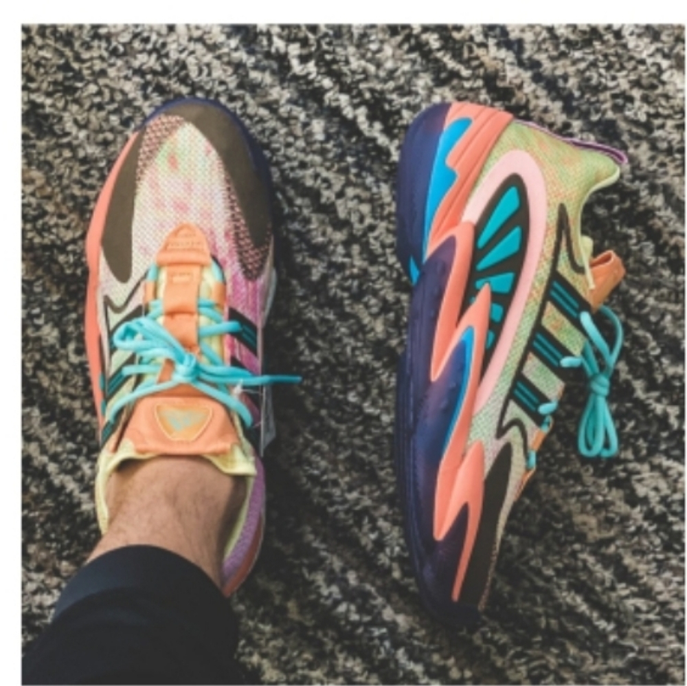 ☆ ADIDAS☆ "Crazy" Pharell Hu BYW 2.0 Men Si9@ size 6.5 (Woman Size 8)#FU7369 🏀
